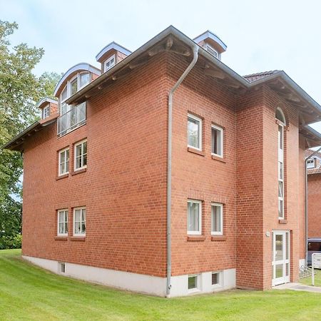 Ferienwohnung Ostseebutt Mit Terrasse Im Kaiserhof 2 Келенхузен Екстериор снимка