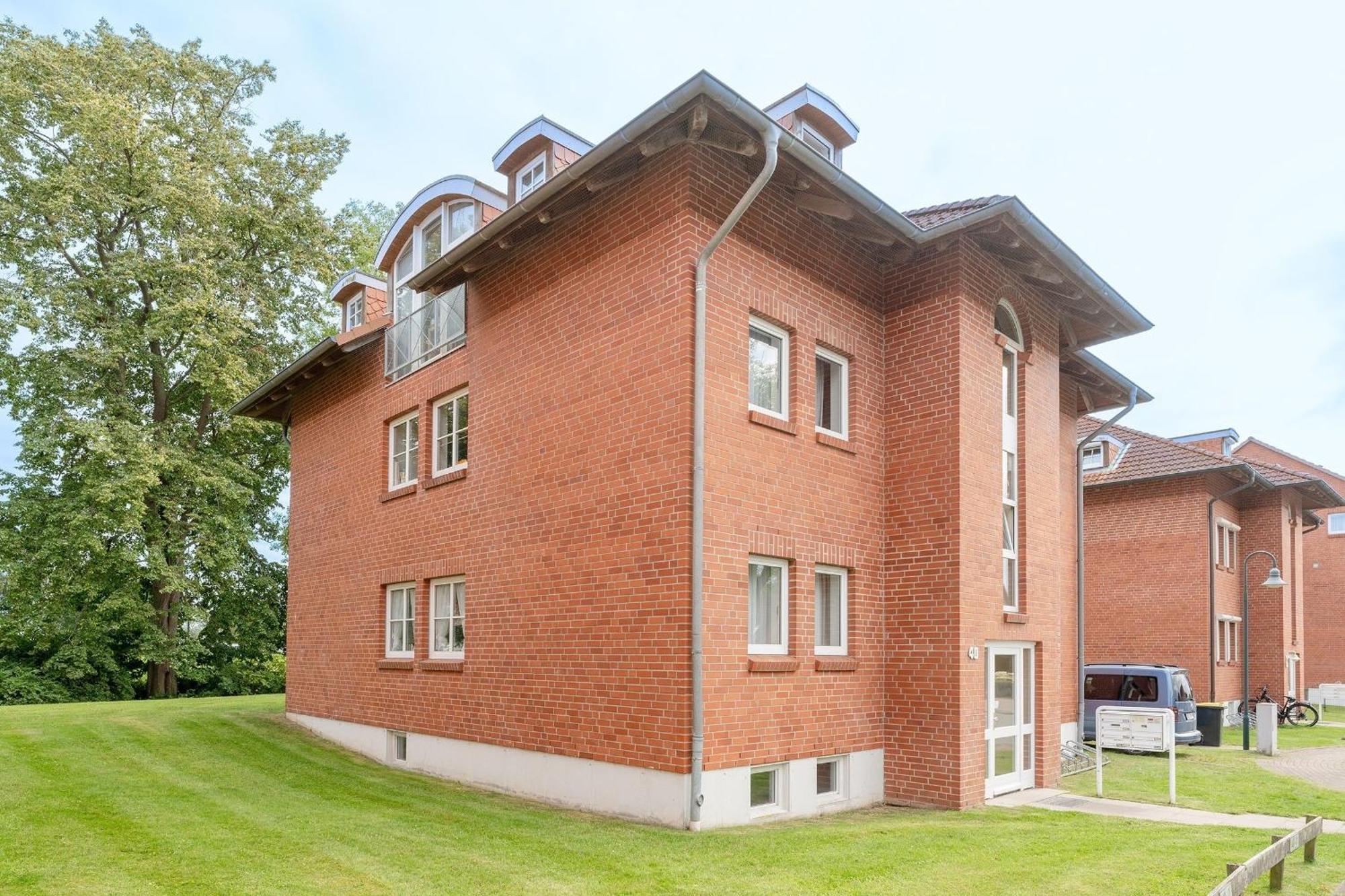 Ferienwohnung Ostseebutt Mit Terrasse Im Kaiserhof 2 Келенхузен Екстериор снимка