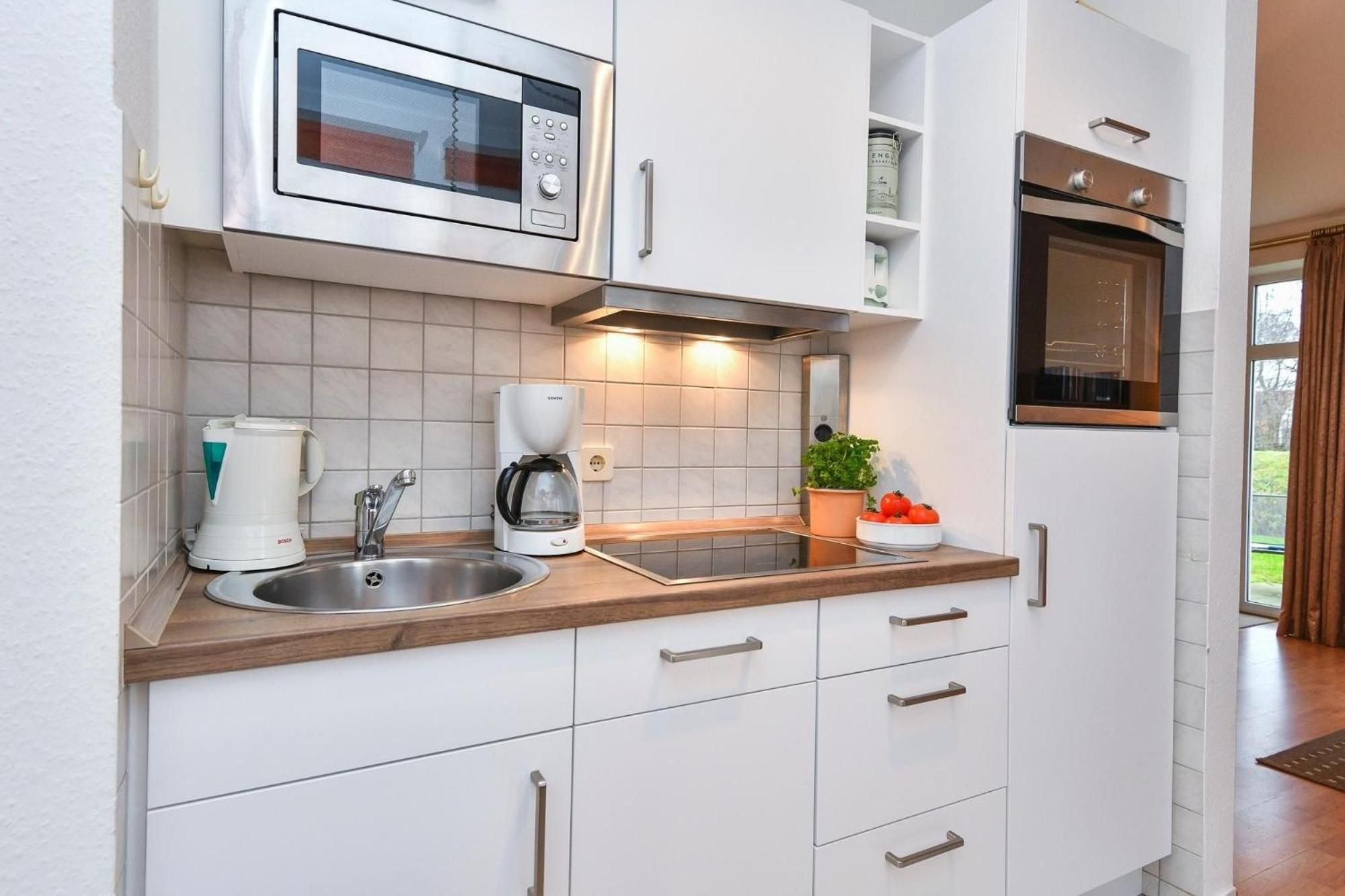 Ferienwohnung Ostseebutt Mit Terrasse Im Kaiserhof 2 Келенхузен Екстериор снимка