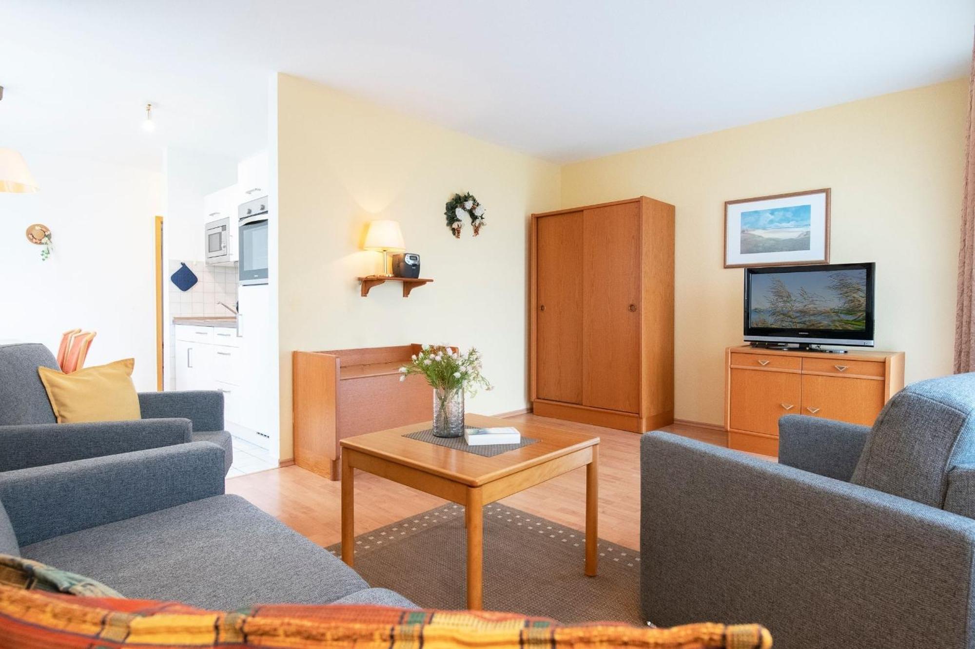 Ferienwohnung Ostseebutt Mit Terrasse Im Kaiserhof 2 Келенхузен Екстериор снимка