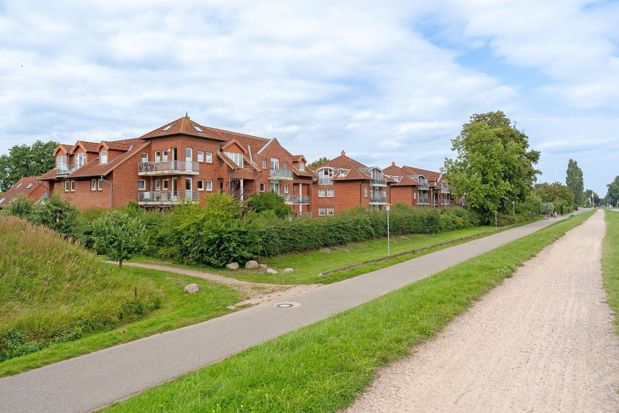 Ferienwohnung Ostseebutt Mit Terrasse Im Kaiserhof 2 Келенхузен Екстериор снимка